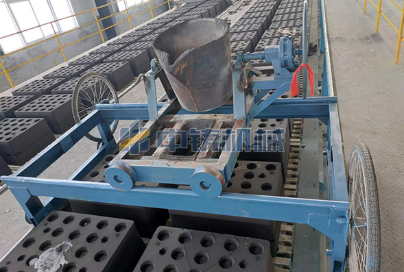 全自動(dòng)造型機(jī)鏈板輸送線(xiàn)